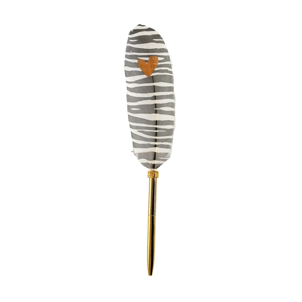 eb5561_7d5d45433e274bd4baadc6087a5fadca-mv2 Pluma Corazón - Imagen 1